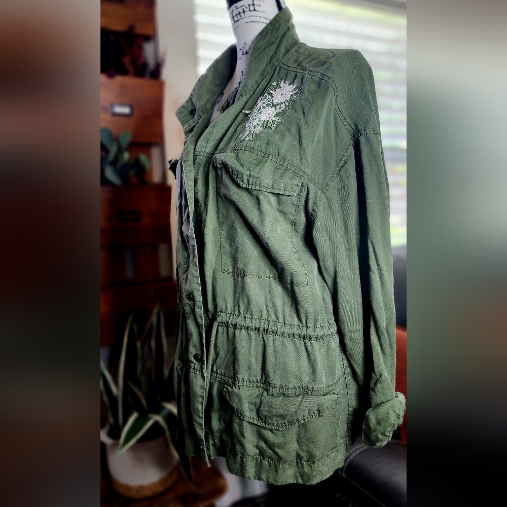 Embroidered Utility Jacket - Picture 2 of 7